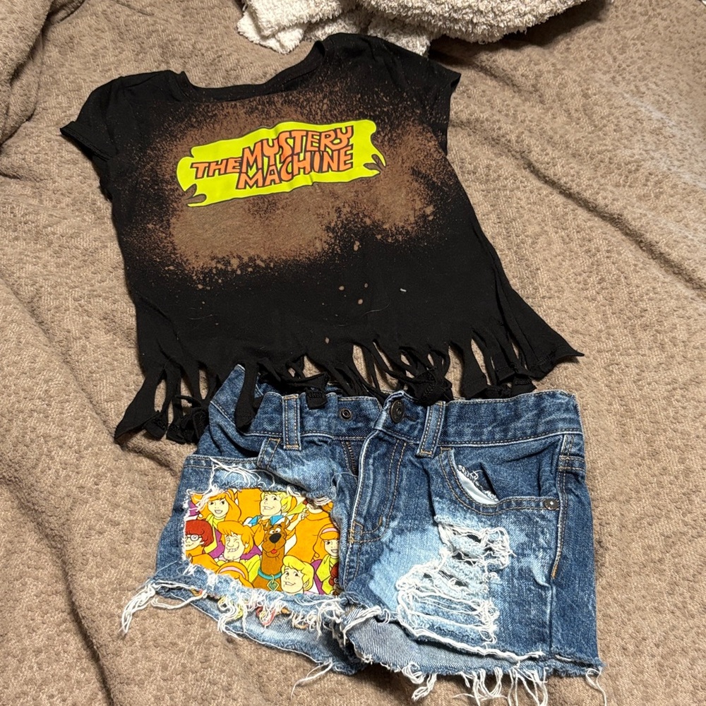 Mystery Machine Black Kids Fringe T-Shirt